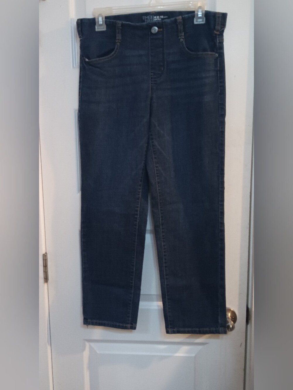 Time and Tru Dark Blue Cropped Straight Jeans